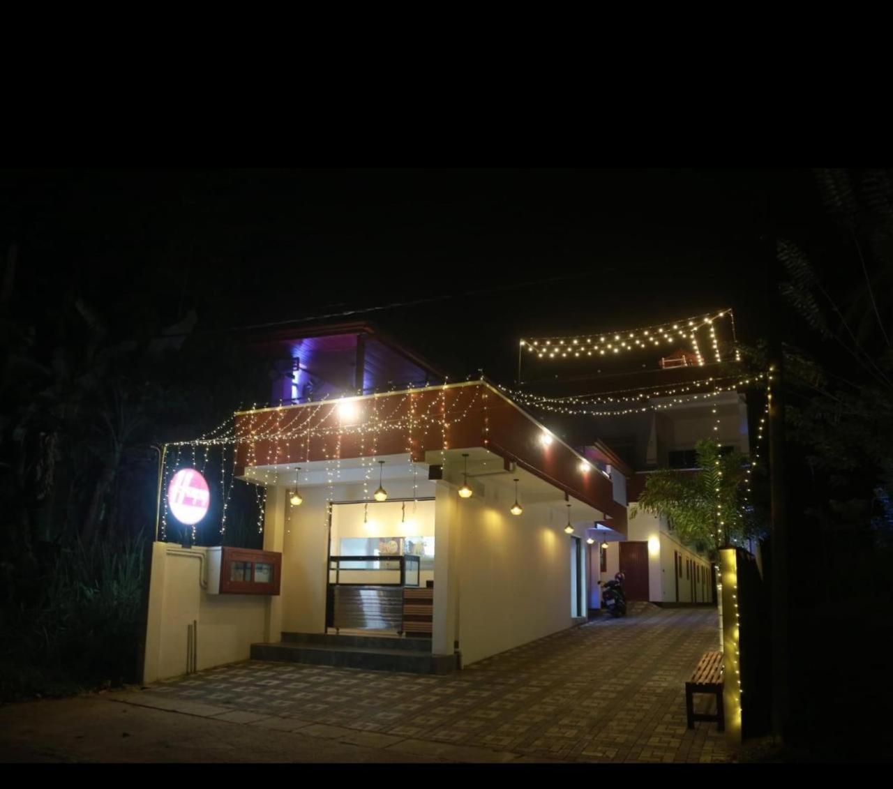 Hotel Sunny Cloud Harumalgoda ภายนอก รูปภาพ